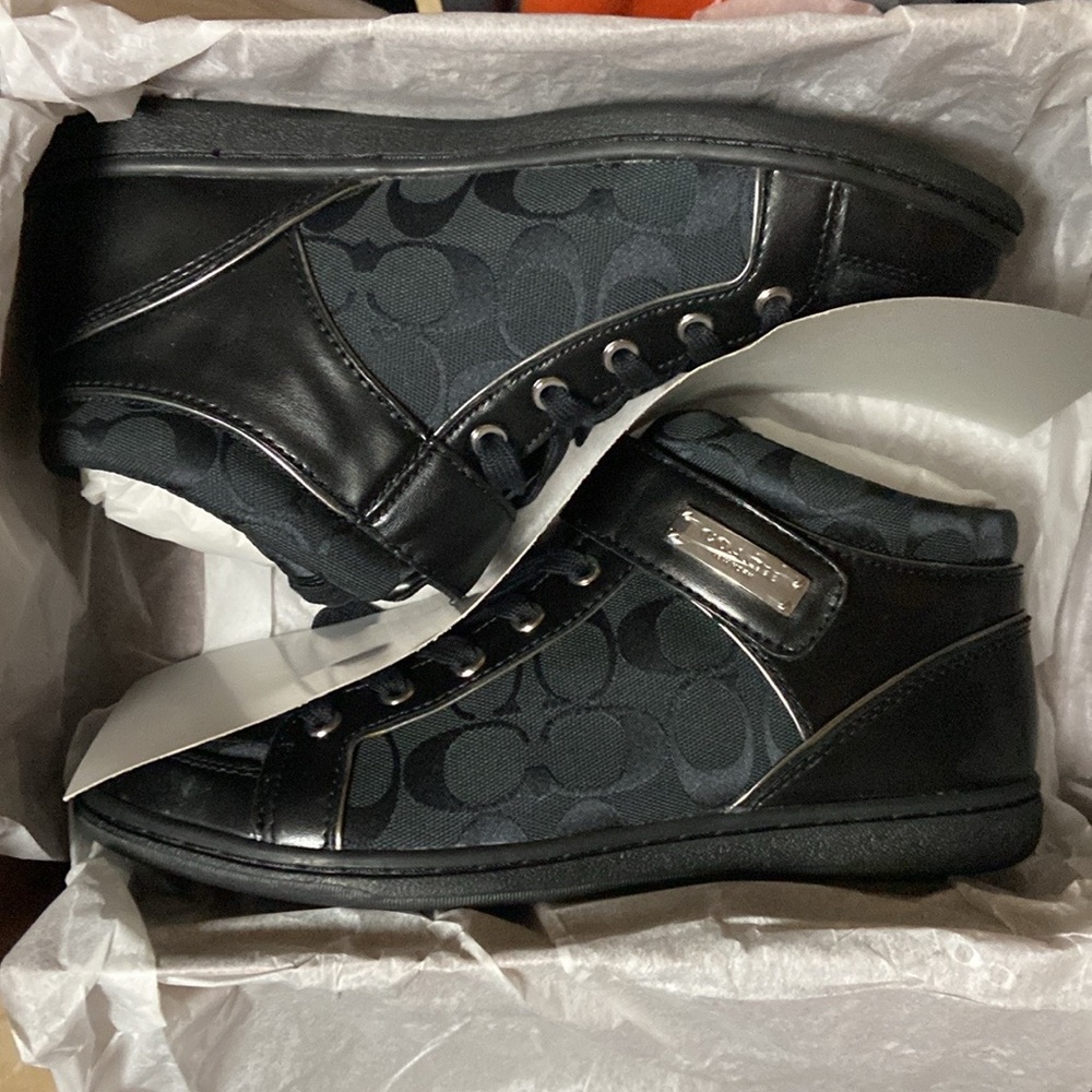 Coach zany mid high top casual shoe size 8.5M All original packaging. Never worn